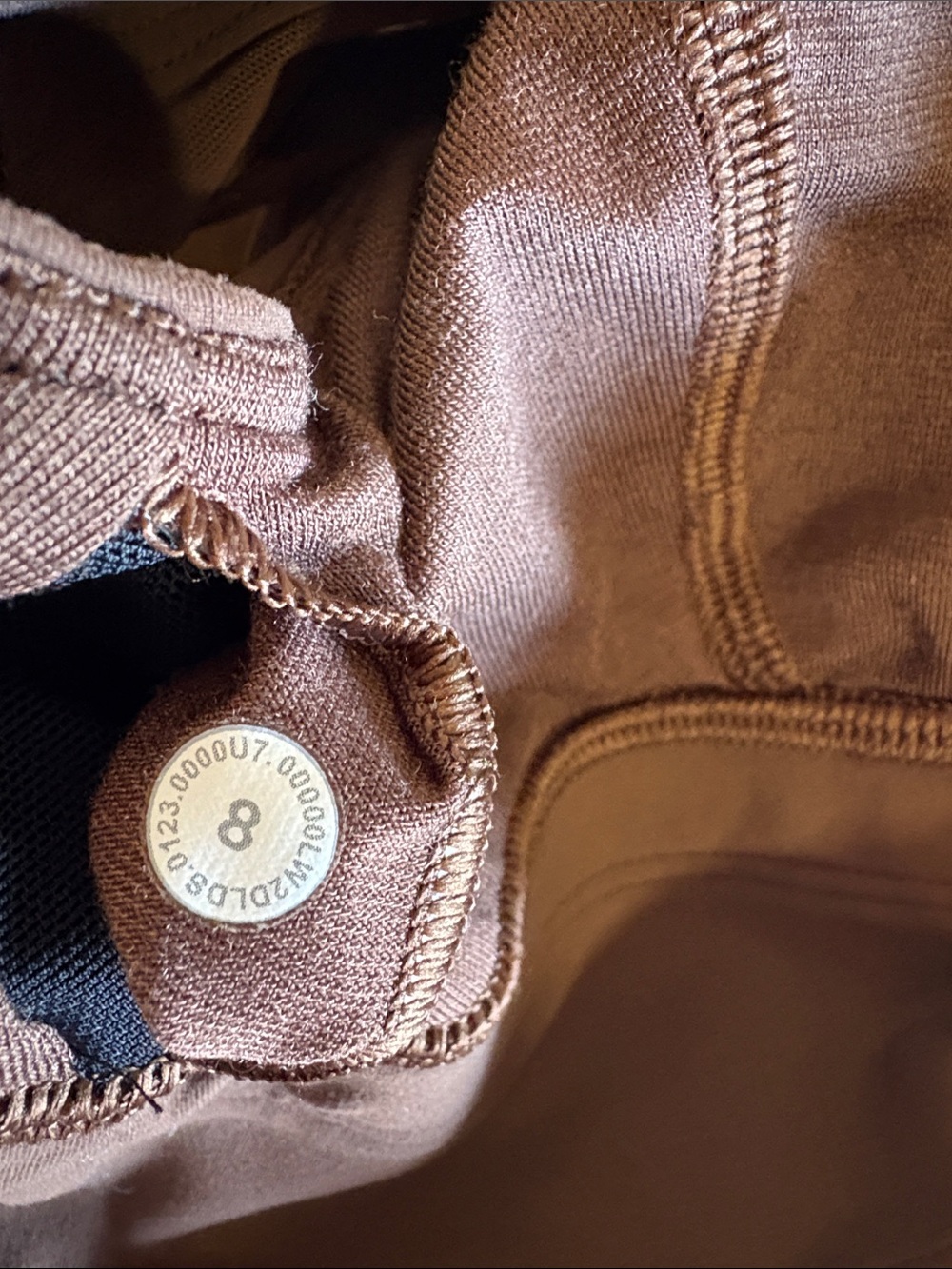 Lululemon Bra Everlux Mesh-Back Train (SZ8) - Picture 5 of 5